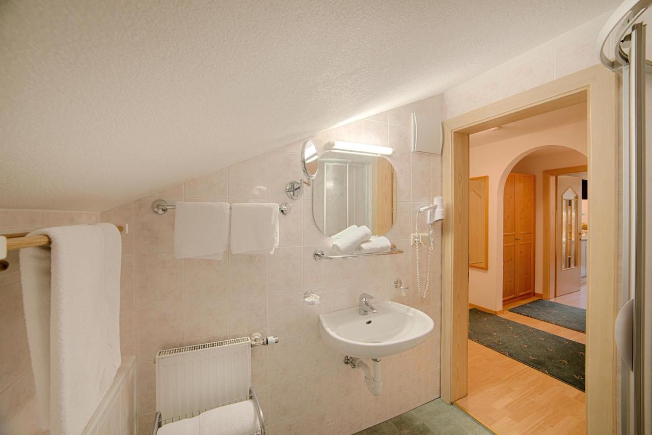 Hotel Oberjahrl à Ahrntal Extérieur photo