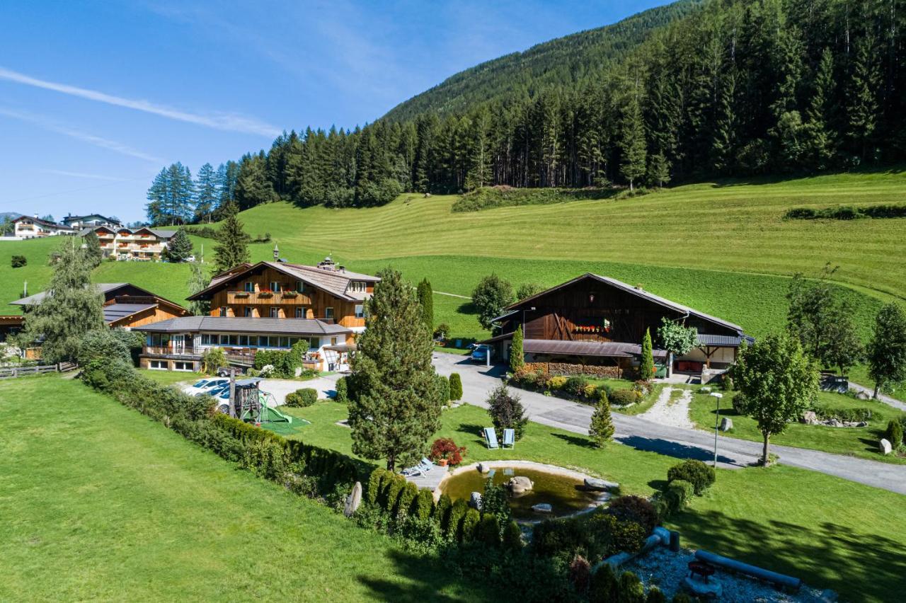 Hotel Oberjahrl à Ahrntal Extérieur photo