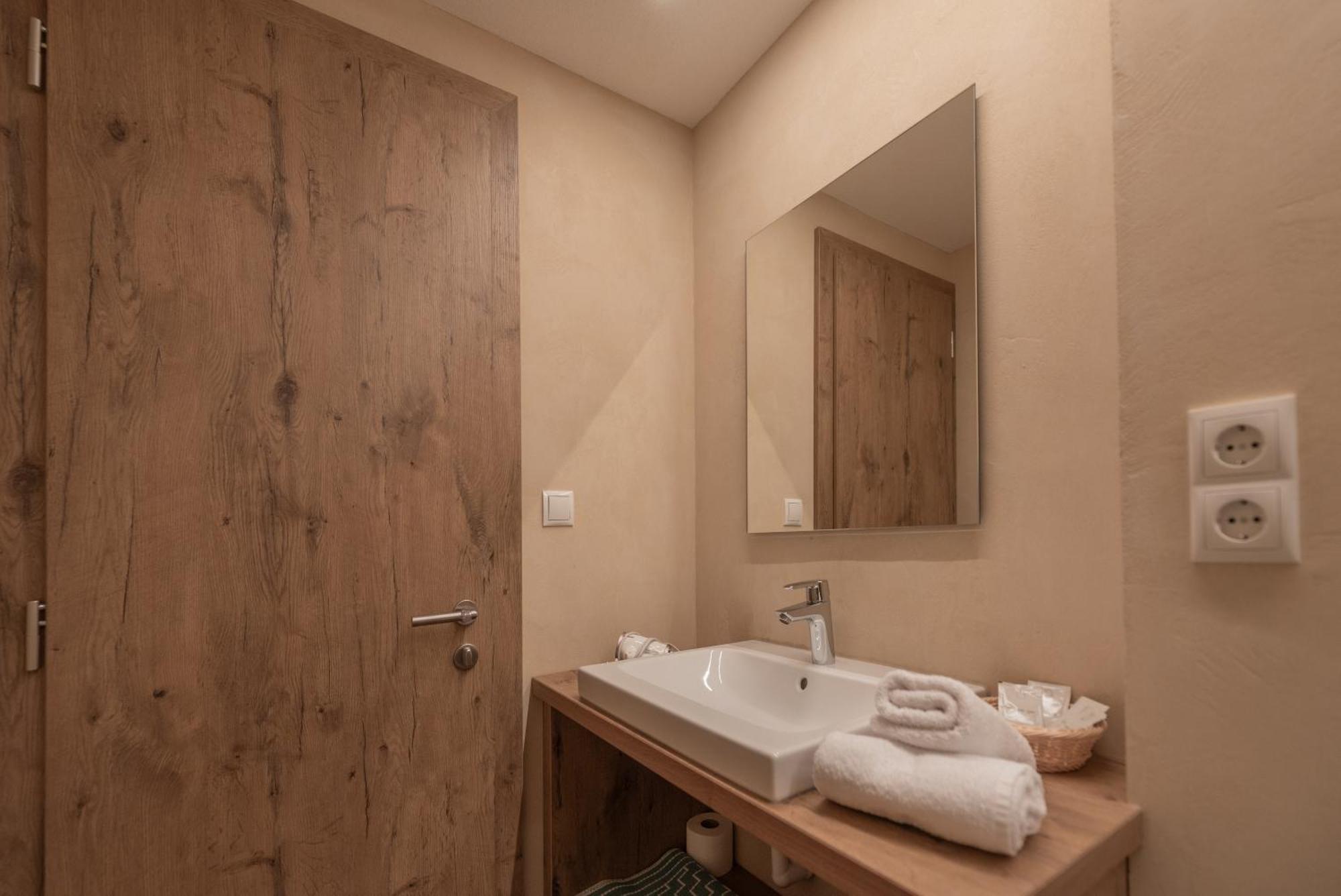Hotel Oberjahrl à Ahrntal Extérieur photo