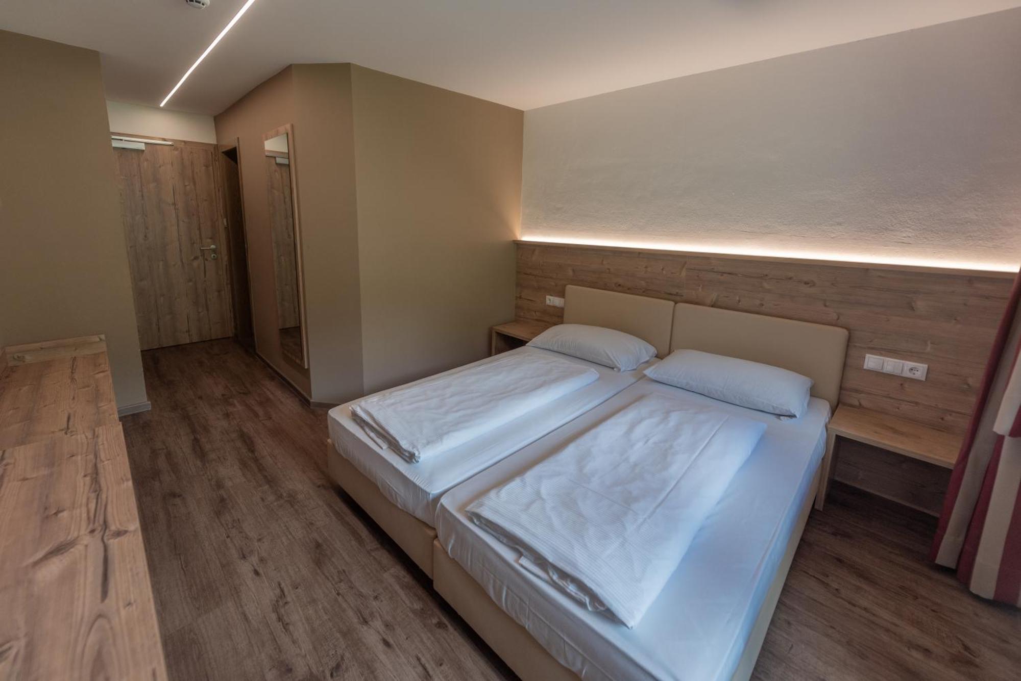 Hotel Oberjahrl à Ahrntal Extérieur photo